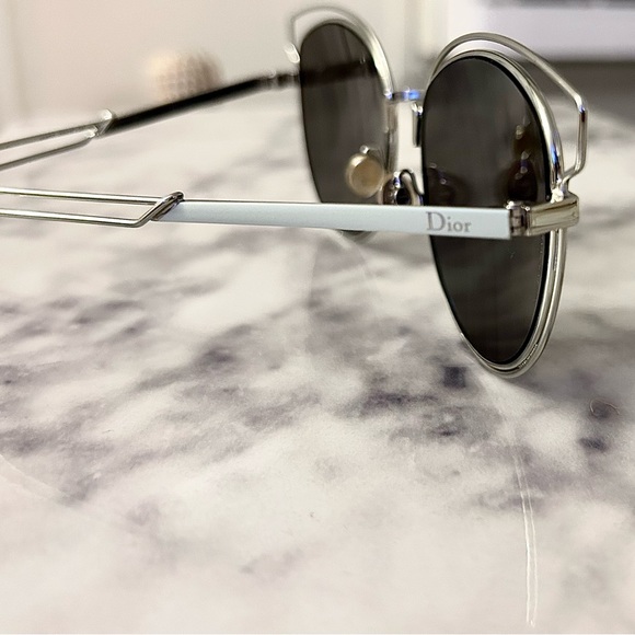 Dior Sunglasses - Picture 1 of 3